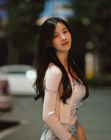 豪刷两大电母，他再被指晨哥小号