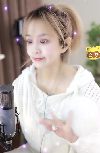 文儿邀请神豪健哥年度线下相聚！