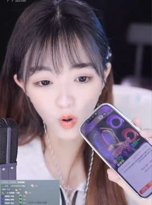 小小呵定制小视频，皮裤光纤舞？