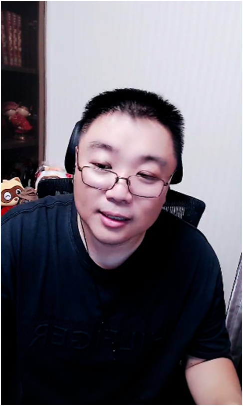 晨一的电母是众多公会都羡慕的！