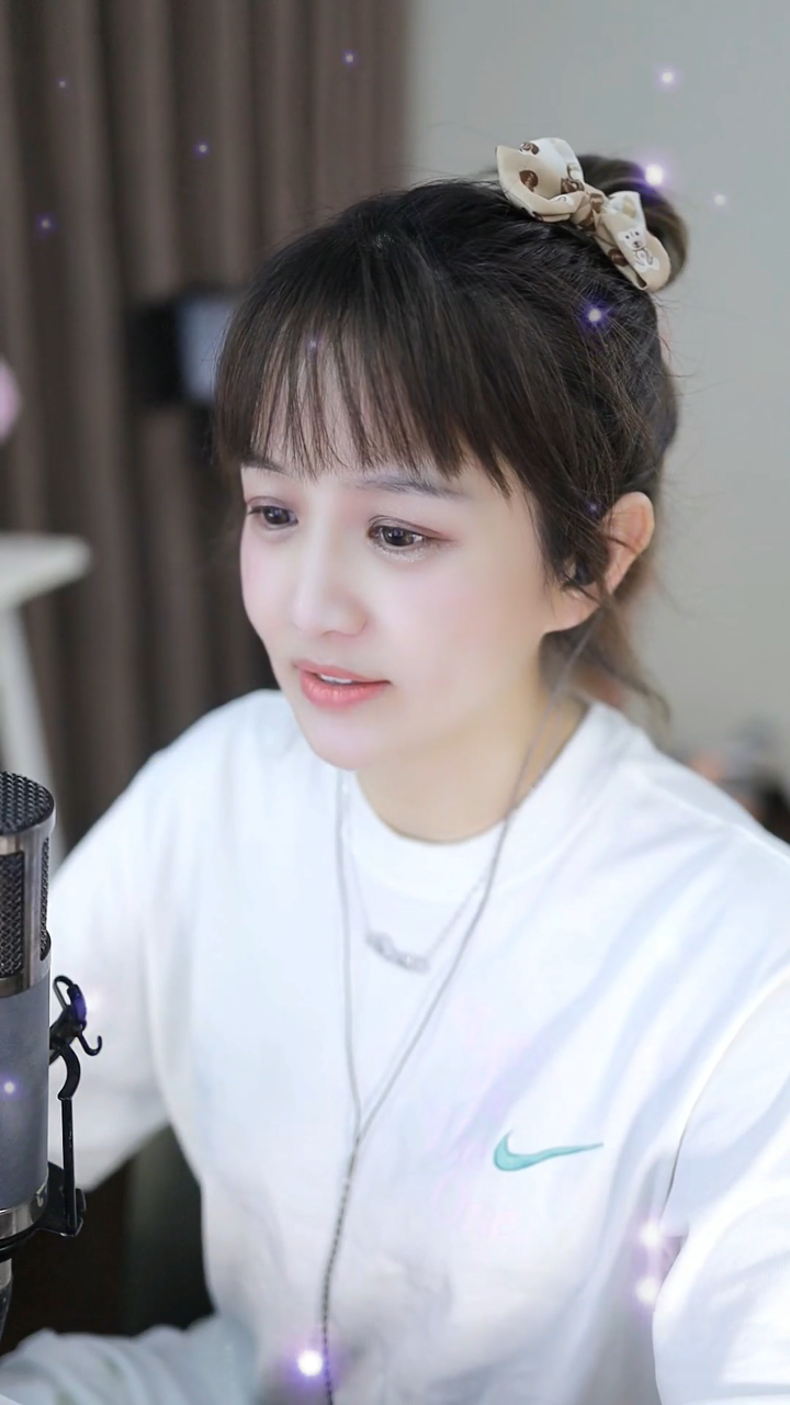 霸气文：我快到期了仍然是一姐