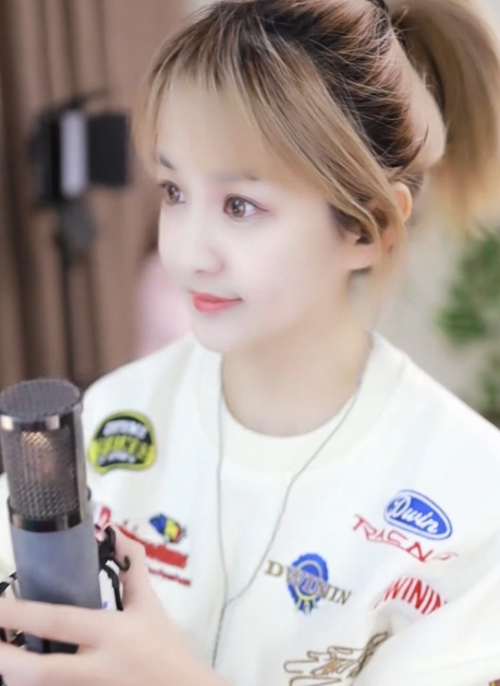 大哥生气？文儿宣布每周稳定一播