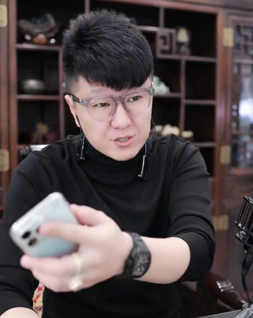 大佛看国威后台，小浩大森扛流水