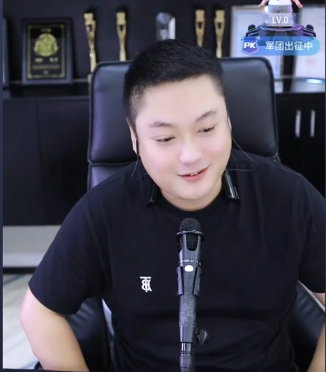 以挺哥为首，三傻大战世界杯！