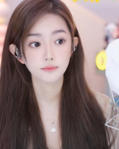 神豪羊哥朋友圈官宣微凉，什么情况？