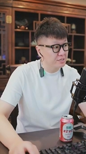 大佛曝偶像，居然是他！