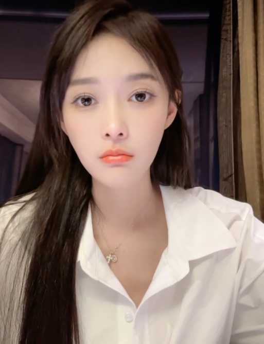 二蛋一直维护！芮甜甜被感动