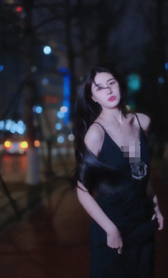 超级电母，兰梦莎首日夺23星登顶！