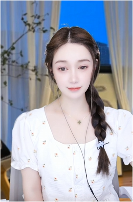 众神豪大哥为她庆生！