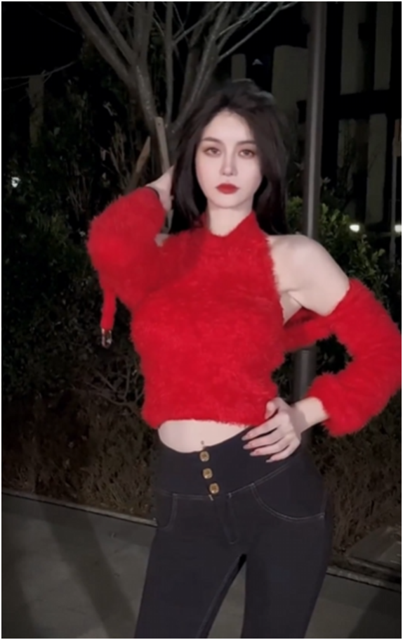 超级电母再度蓄电，兰梦莎吃饱饱