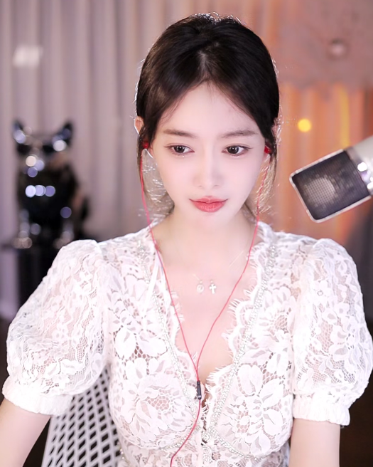 天晴哥一句话，芮甜甜红了眼眶