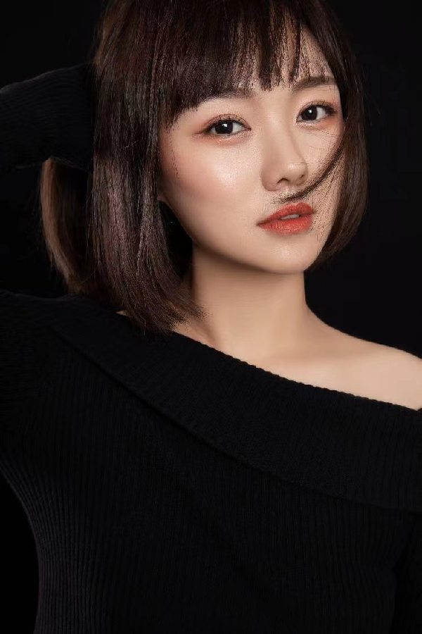 来势汹汹，二丫挂机守塔稳晋级！