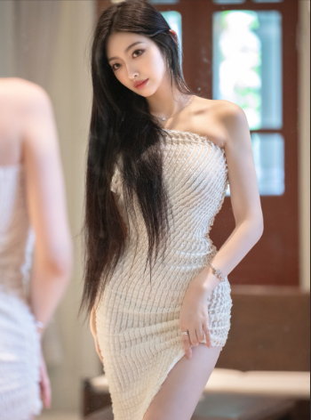 神豪Mortal哥出手，陈依依夺得头条！