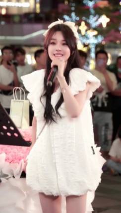 要爆雷？啧哥居然说自己没钱了