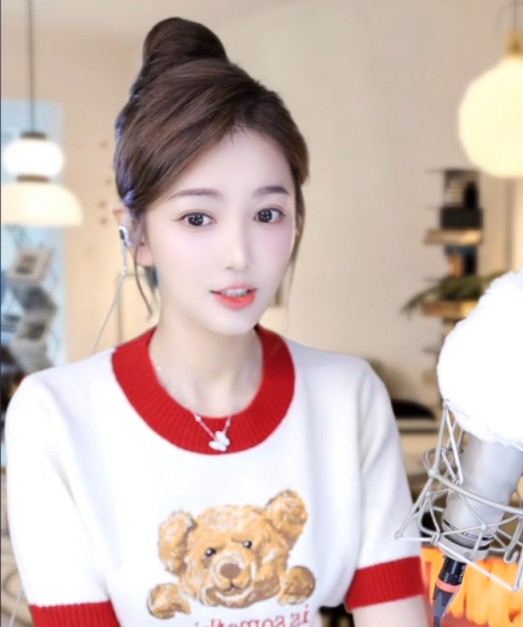 微凉：年度继续在女歌手组厮杀！