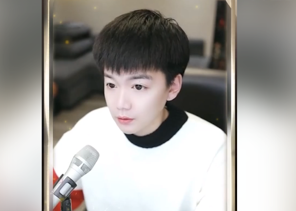 110万票！浅蓝率先拿下首个头条