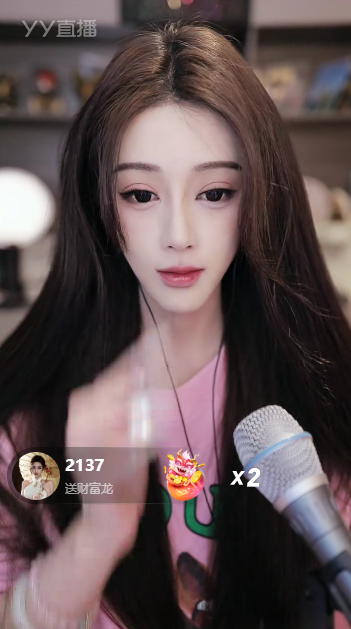 超级努力！徐梦尧带设备回老家开播