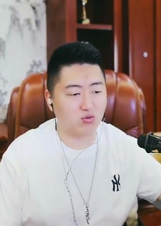 YY日报：文激战国威，手卖掉大劳