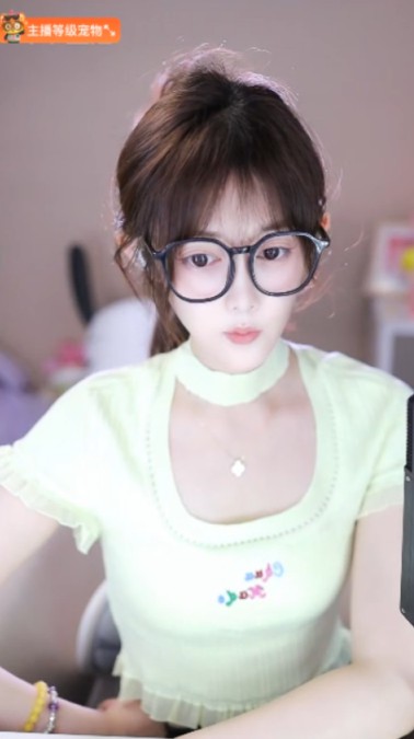 大哥少没关系，榜单高就行！