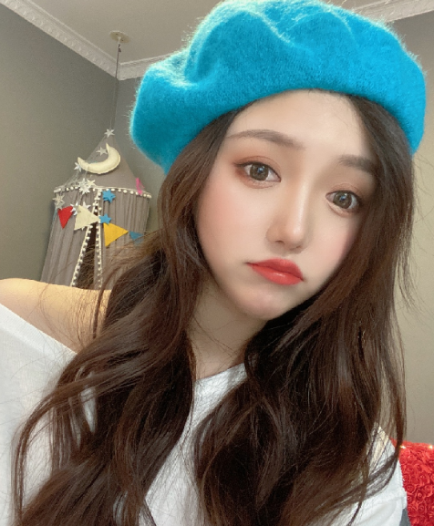 洛瑶没去植发，坦言混了一轮又一轮！