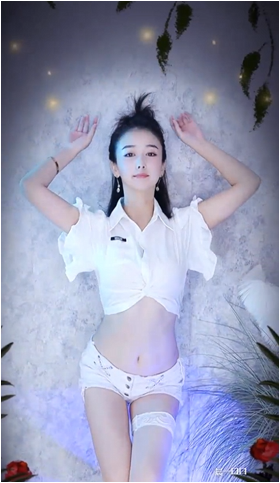 晨一惊现超级电母！