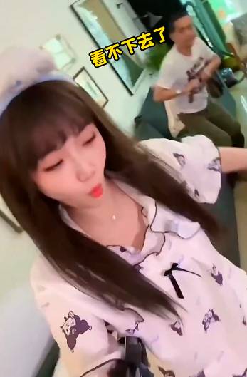 差点被打，典典演艺现代女生