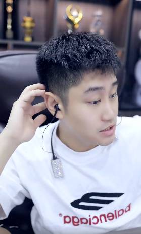 是否去国威？安迪回应签约事件