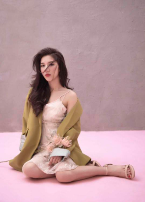 电爆了！她真的是特吸金