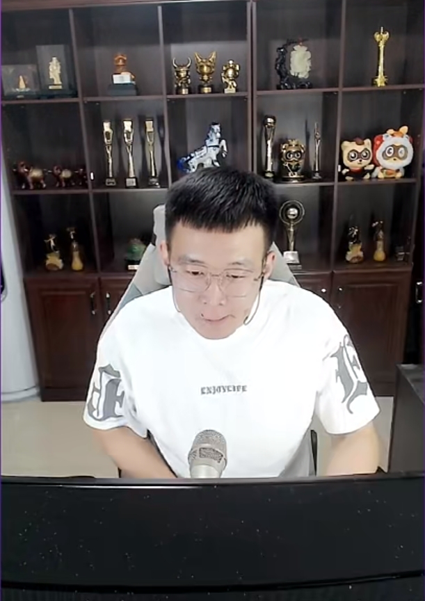 杰哥豪刷，小白龙拿小时榜