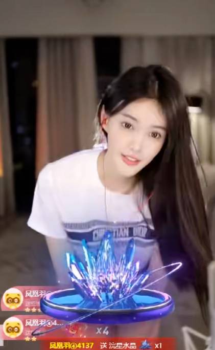 超文儿，芮甜甜荣升人气王