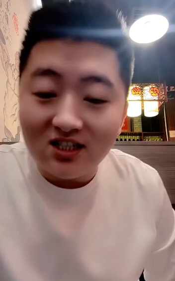 小洲与女主播私会？洲嫂起飞抓包