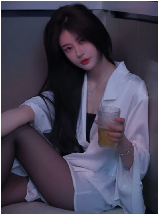 一哥不直播，电母们撑起了睿廷的一片天