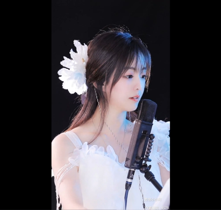 神仙姐姐亲笔信，给小呵庆祝周年庆！