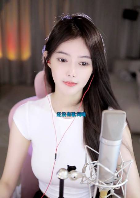 小宝贝评甜甜，段位最高，被吊着