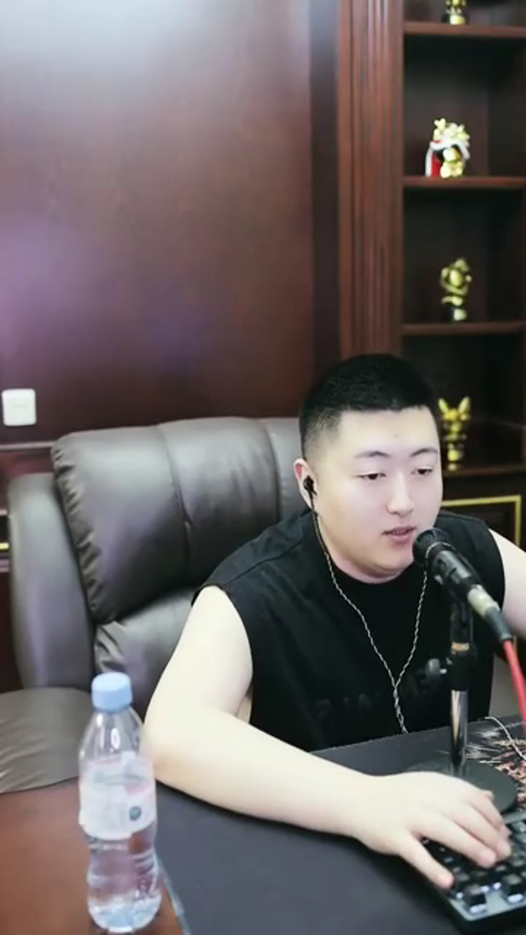 小洲：曾经的鸽宝是真正的纯一线主播