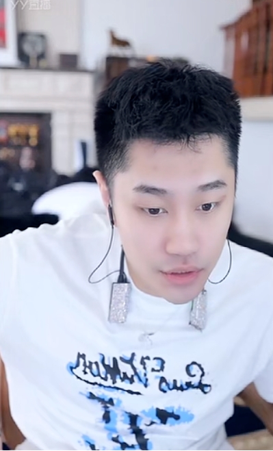 安迪联手阿棒平息黑粉节奏