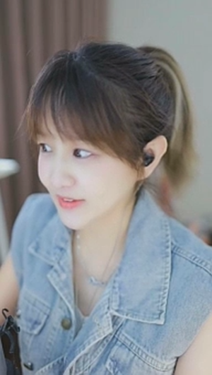 没空直播？大哥喊吃菜，啥也挡不住