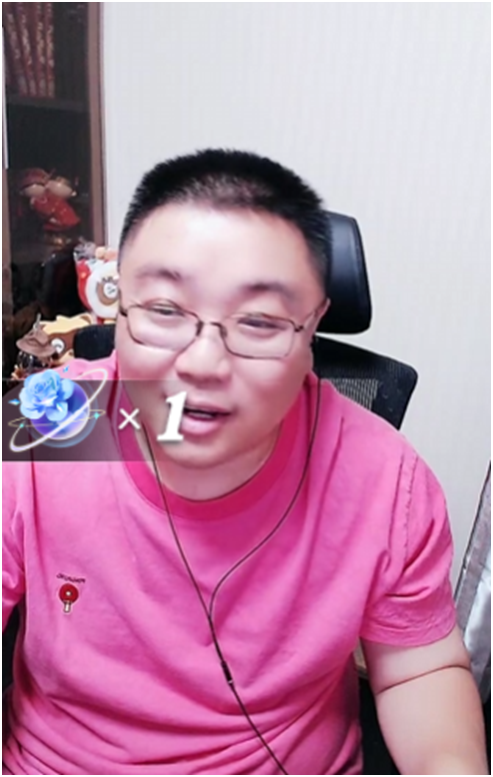 一个人撑起一个公会，她是真电母！