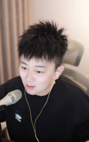 九情直言杰哥不喜欢被捆绑！