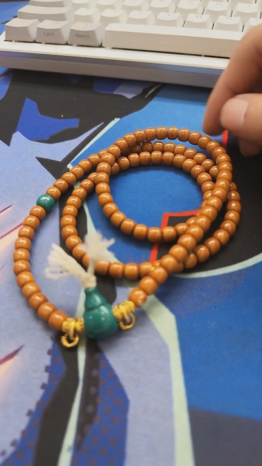 刘一手展示文玩存货