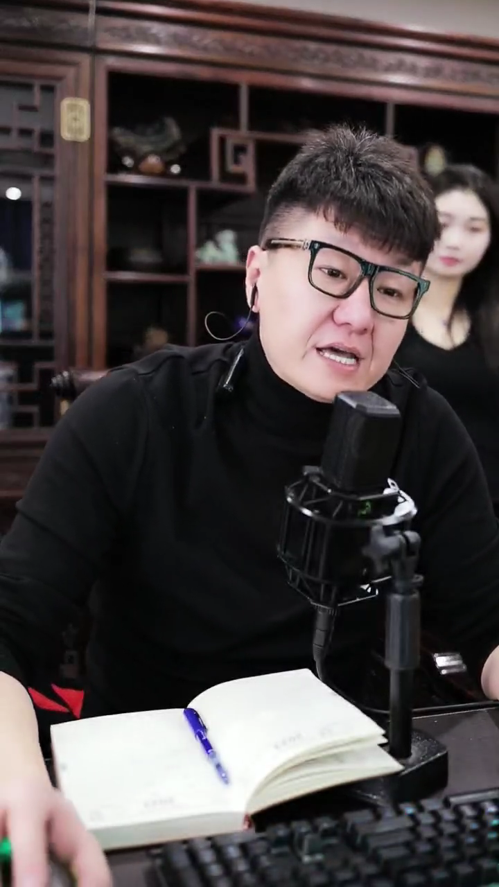 电话摇人成功，大哥上线力挺大佛