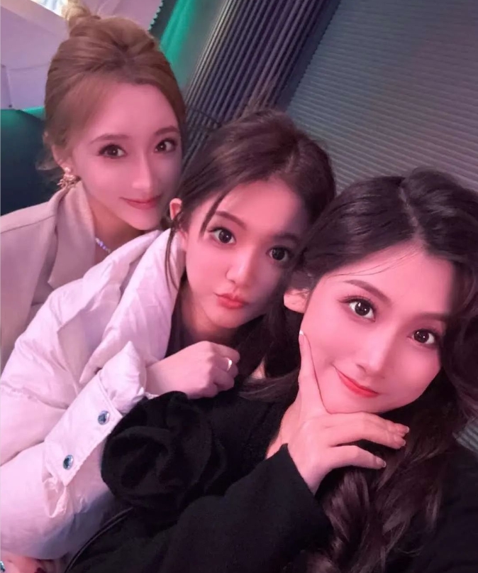 黑又丑？神豪点赞微凉颜值超高