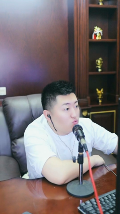 榜单低因为小洲未好好直播？小洲表示不认同