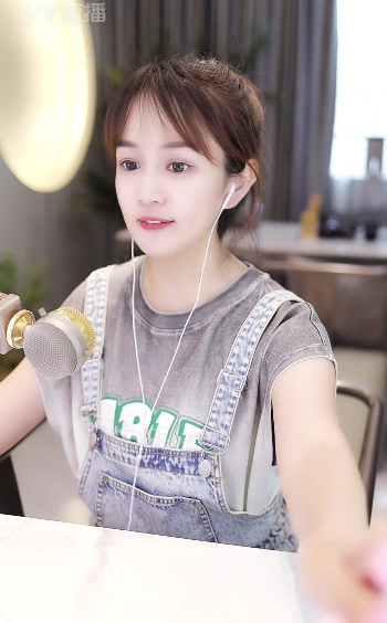 感动！文儿突然开播获众豪豪刷