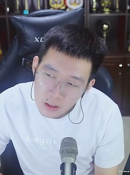 确定分手了，小白龙讲述与武一七分手原因