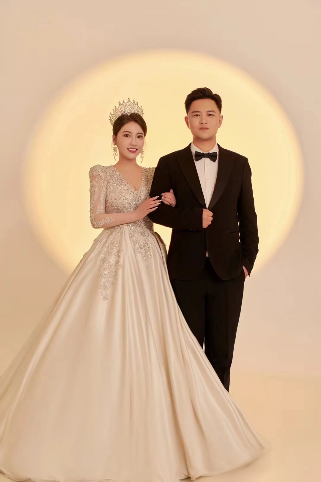 女神安可儿喜讯，新婚快乐！