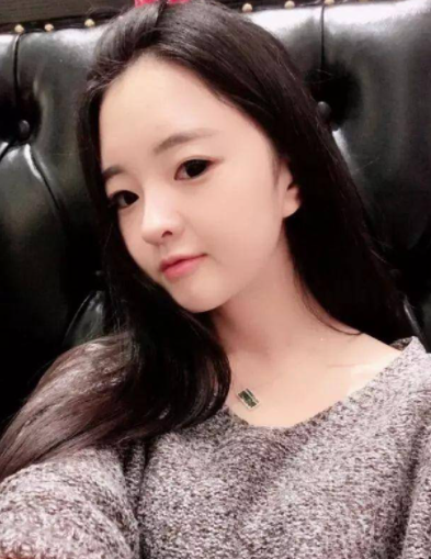 没有一亿？牛姐给小小呵介绍大哥