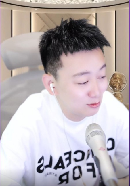 过期饼可以返钱，九情要续约费！