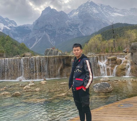 青蛙哥辟谣，不是天晴，没泡妞