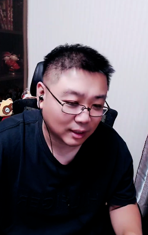 兰梦莎未发力，她成第一电母